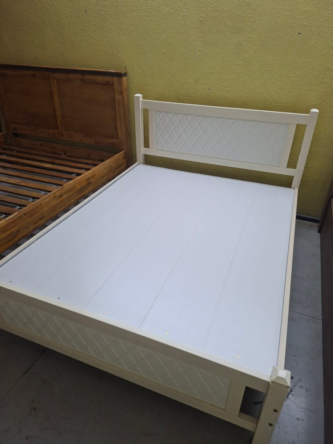 Queen Bed Frame White