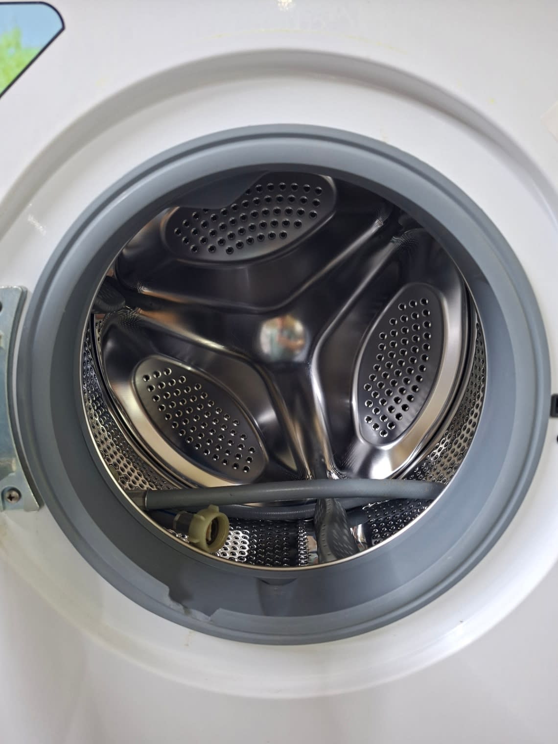 Front-Load Washing Machine 2