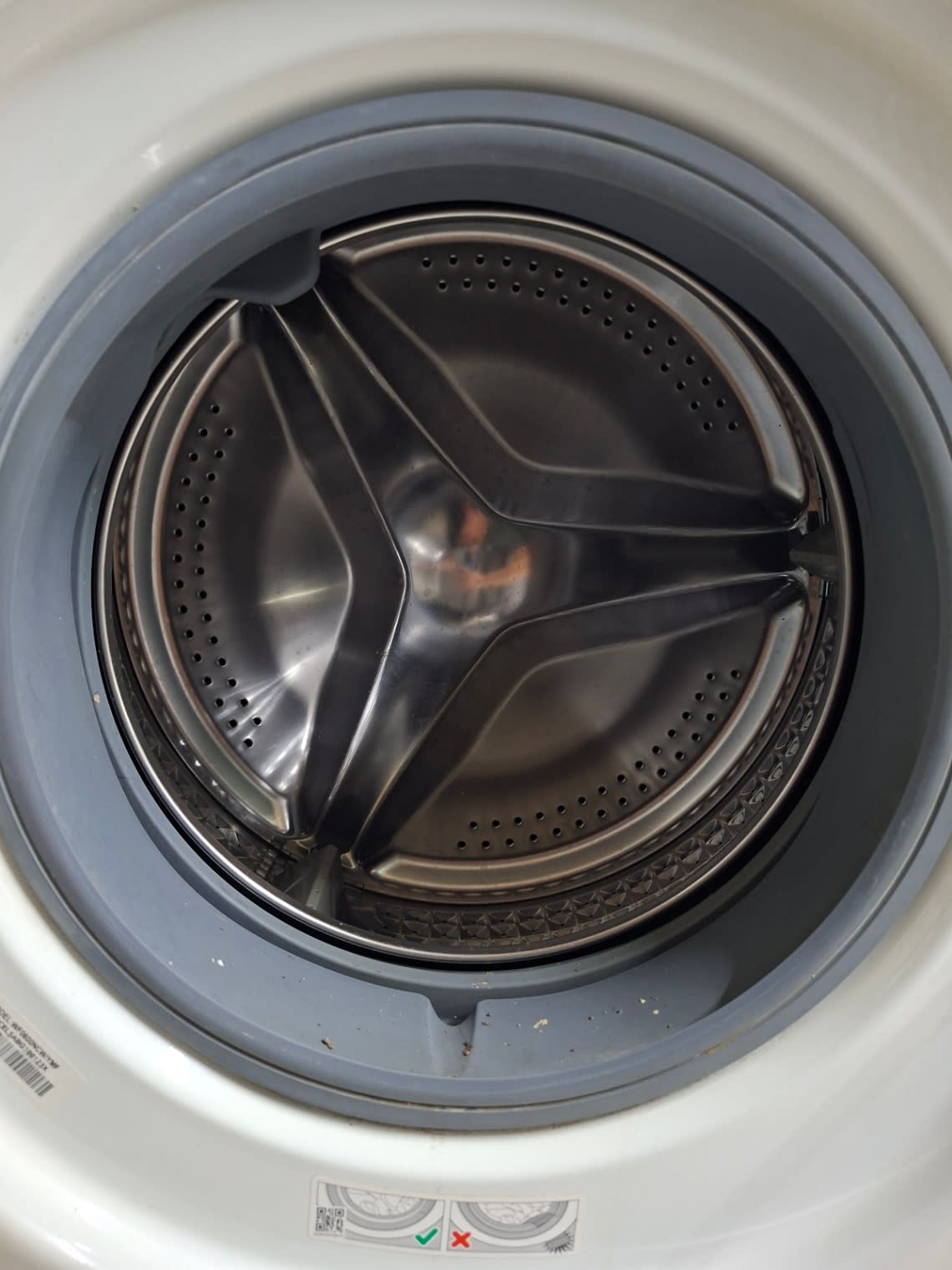 Front-Load Washing Machine 2