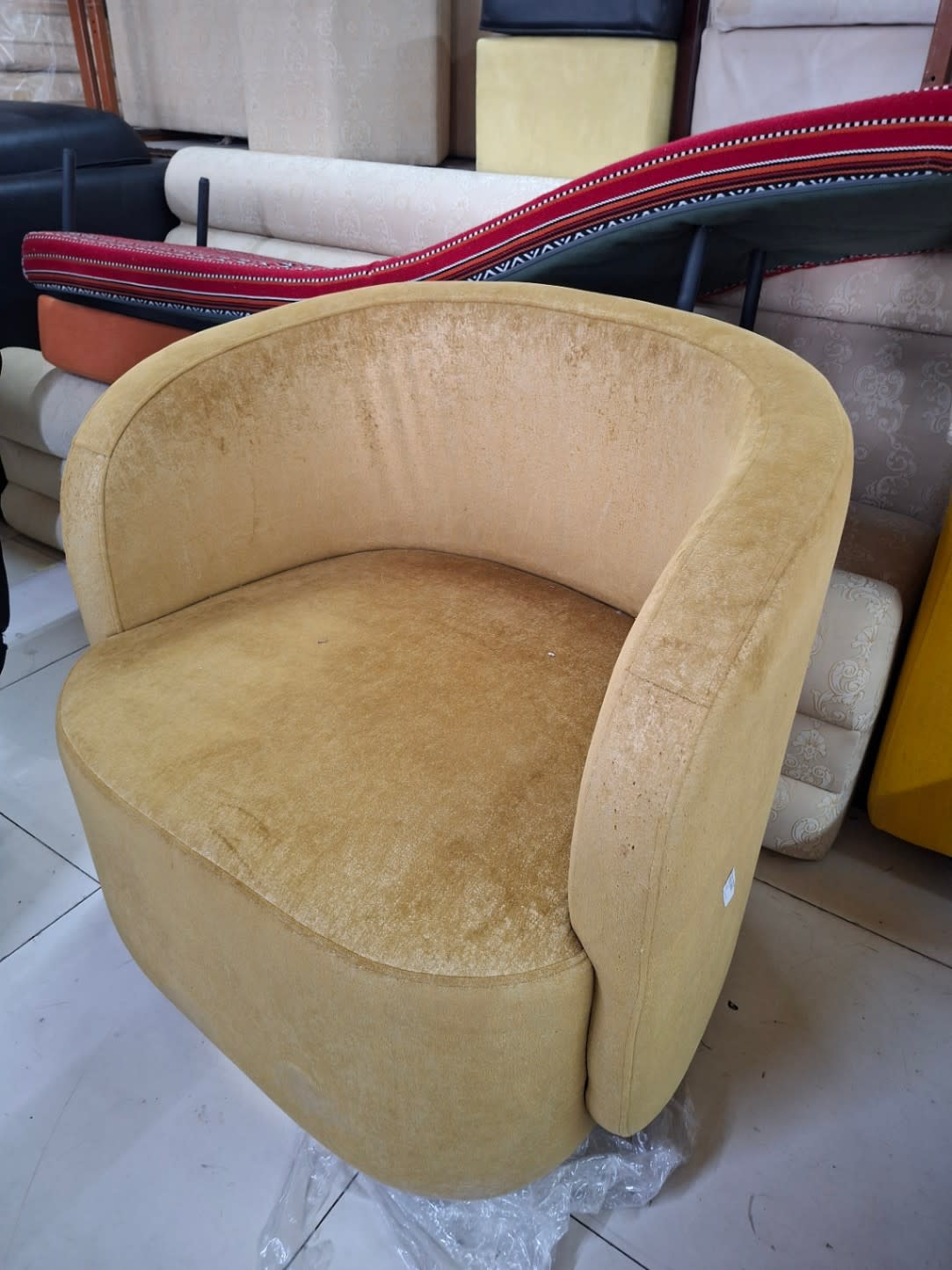 Tub Accent Chair 2