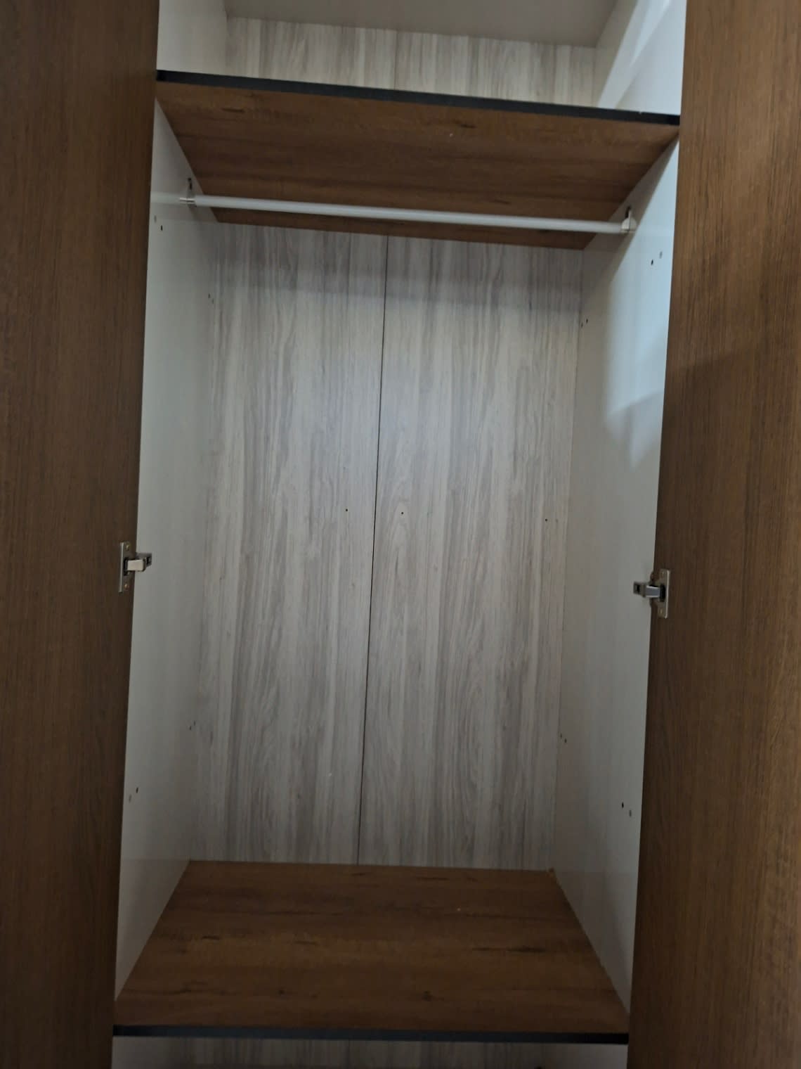 2-Door Wardrobe with Hanging Rail 2
