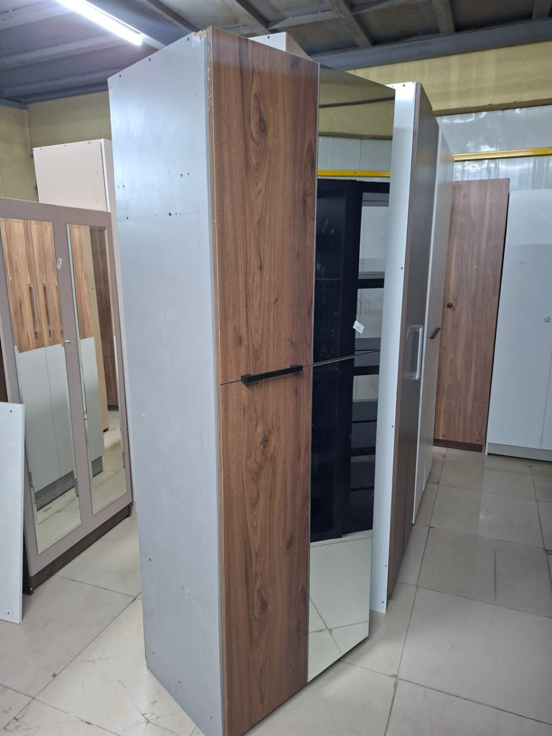 Single-Door Wardrobe with Hanging Rail and Shelves
