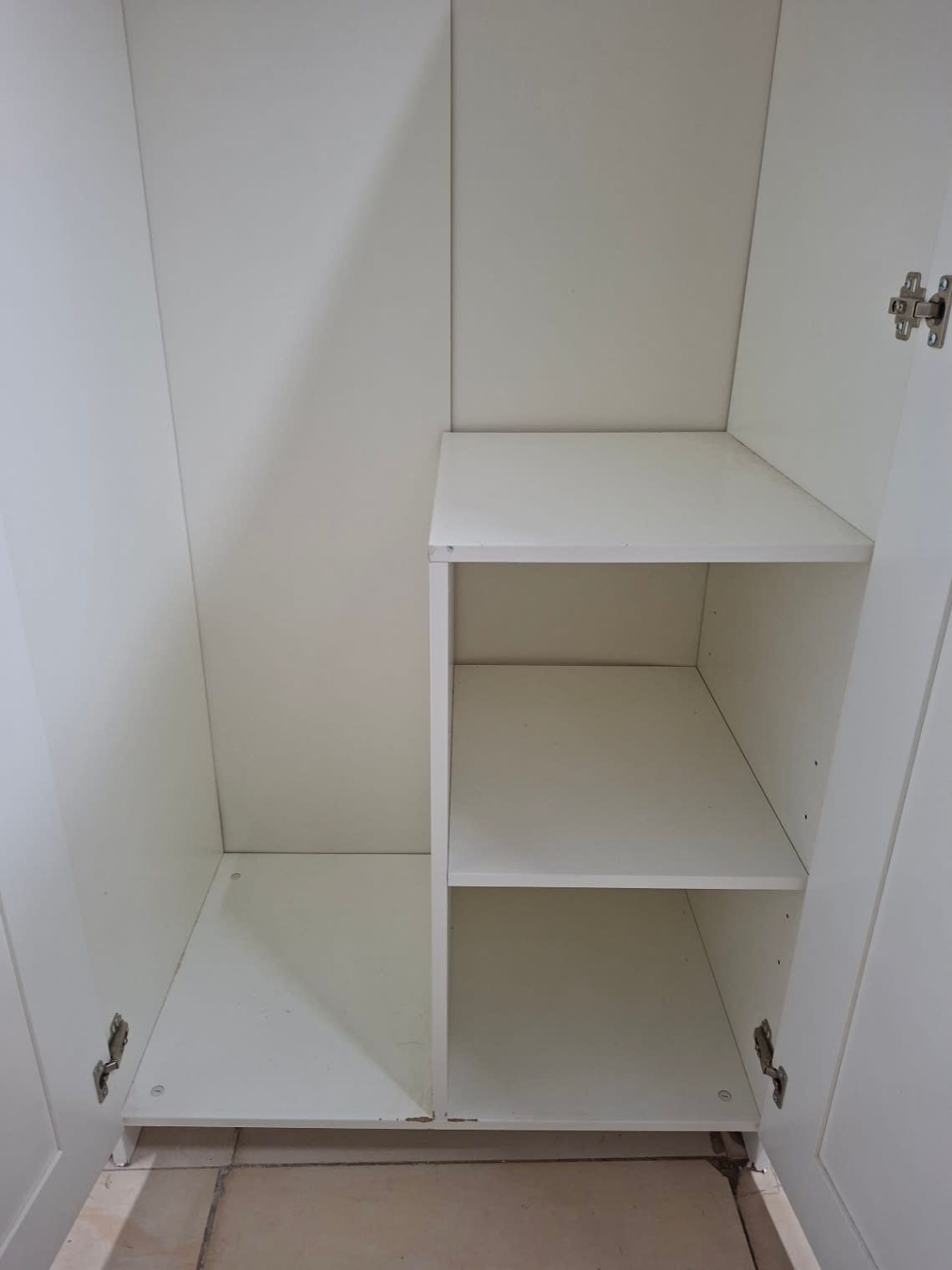 2-Door Wardrobe 3