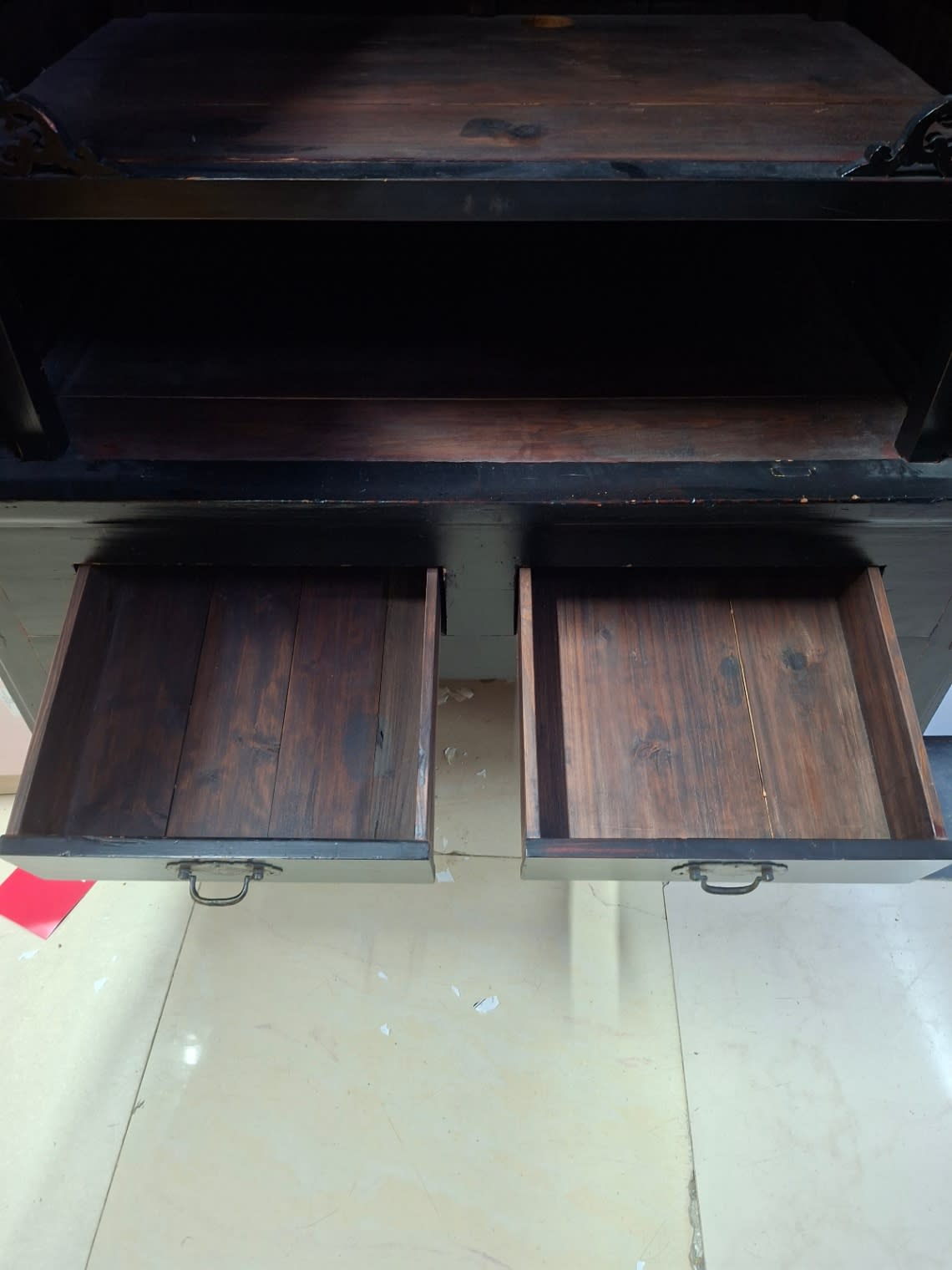 Chinese Antique-Style Wooden Cabinet 3