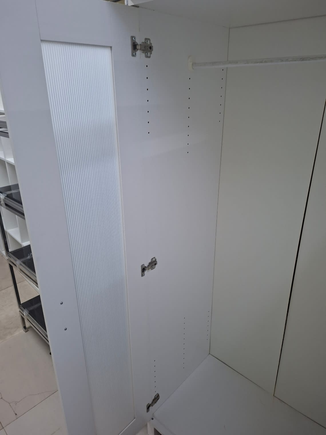 2-Door Wardrobe 3