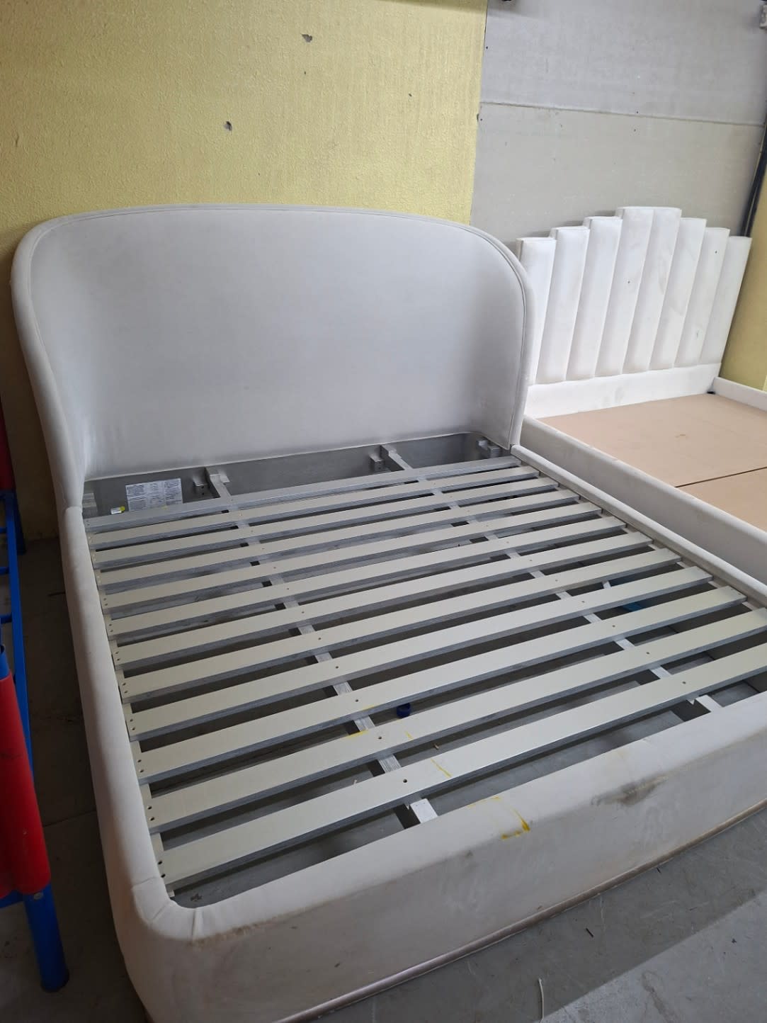 Upholstered Bed Frame with Headboard 3