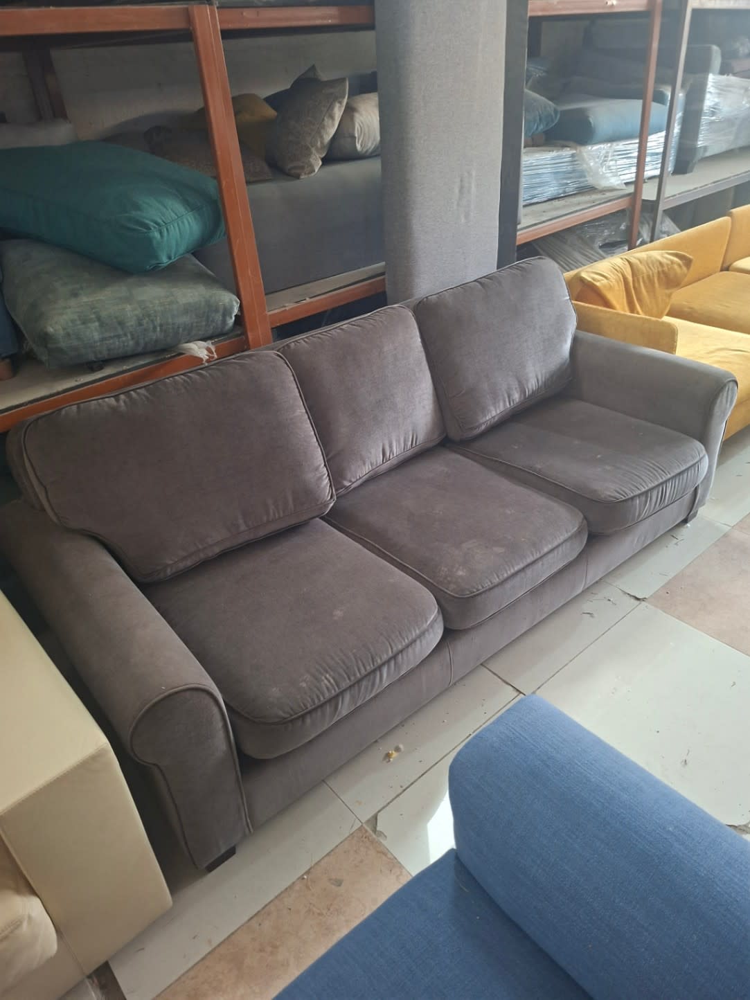 3-Seater Fabric Sofa 2