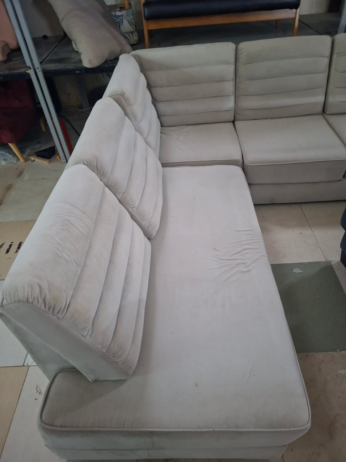 Bufaisal barcode label for used L-shape sectional sofa listing reference f433d982