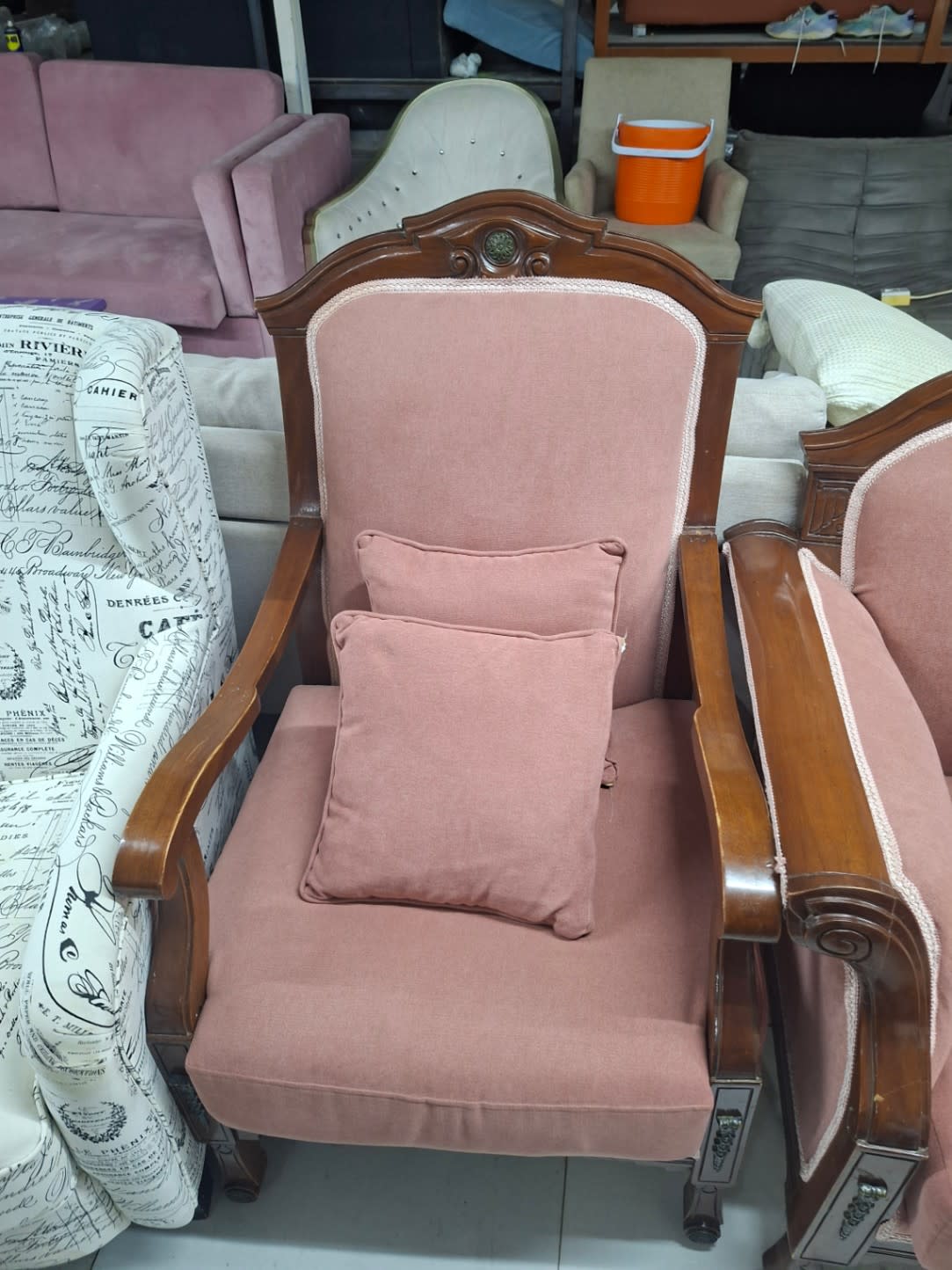 Classic Wood-Frame Sofa Set 2