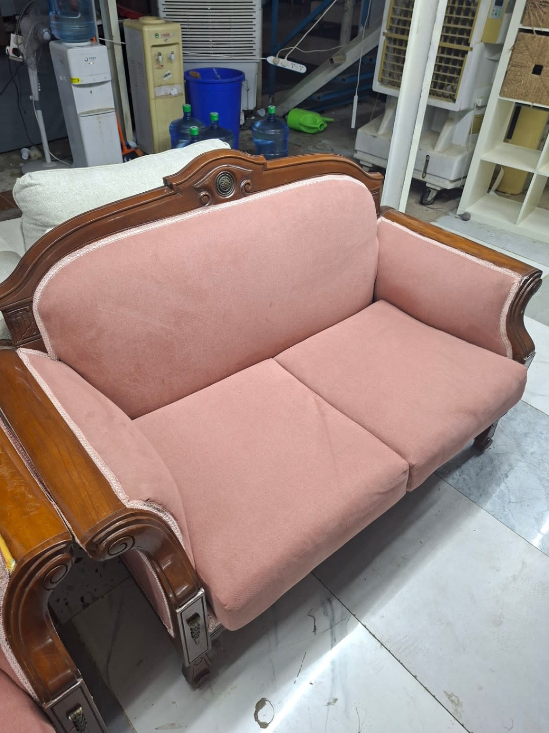 Classic Wood-Frame Sofa Set 3