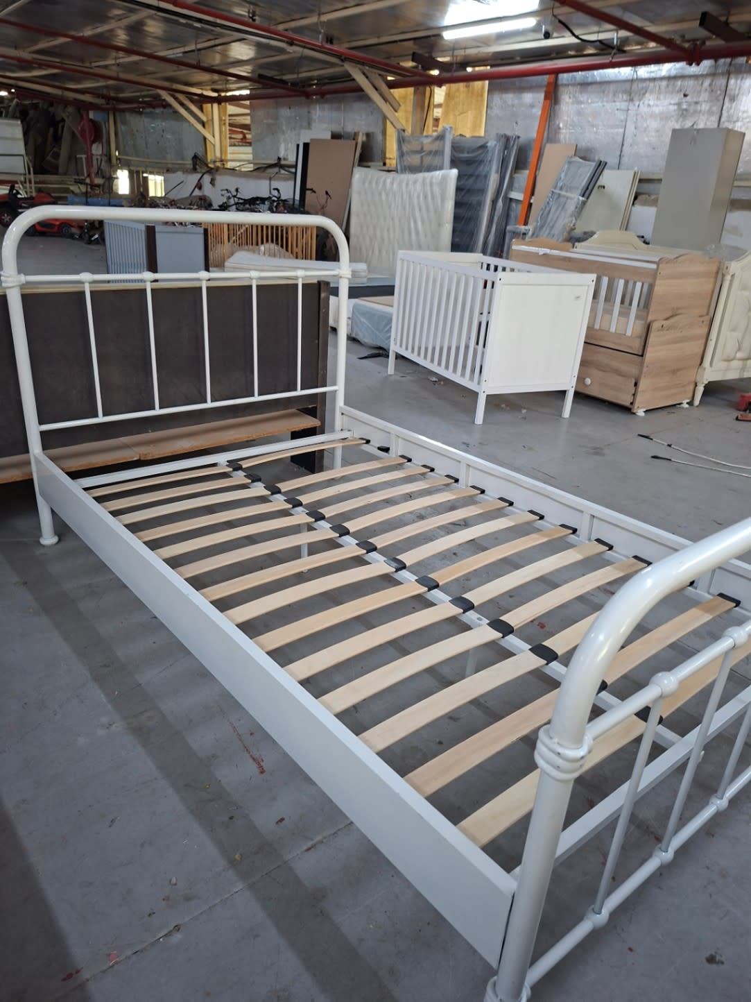 Metal Bed Frame White 3