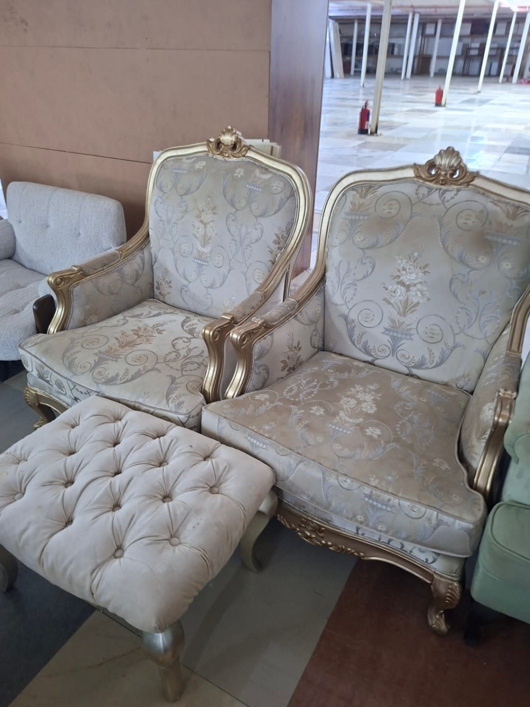 Classic Armchair Set with Ottoman
