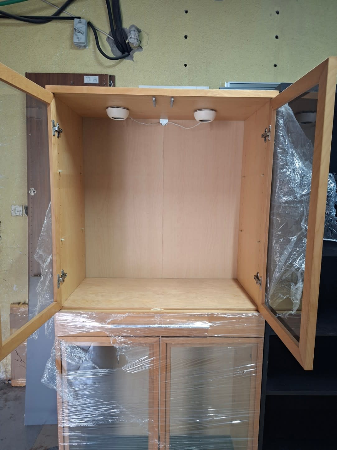 Glass-Door Display Cabinet 3