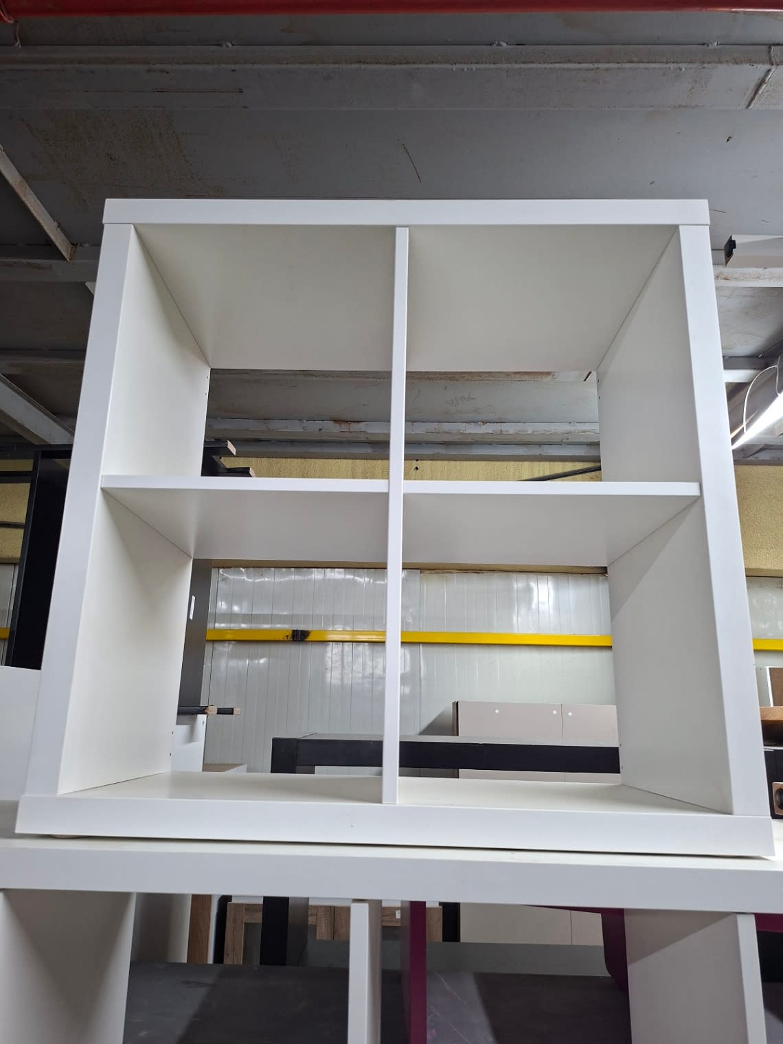 4-Cube Shelving Unit