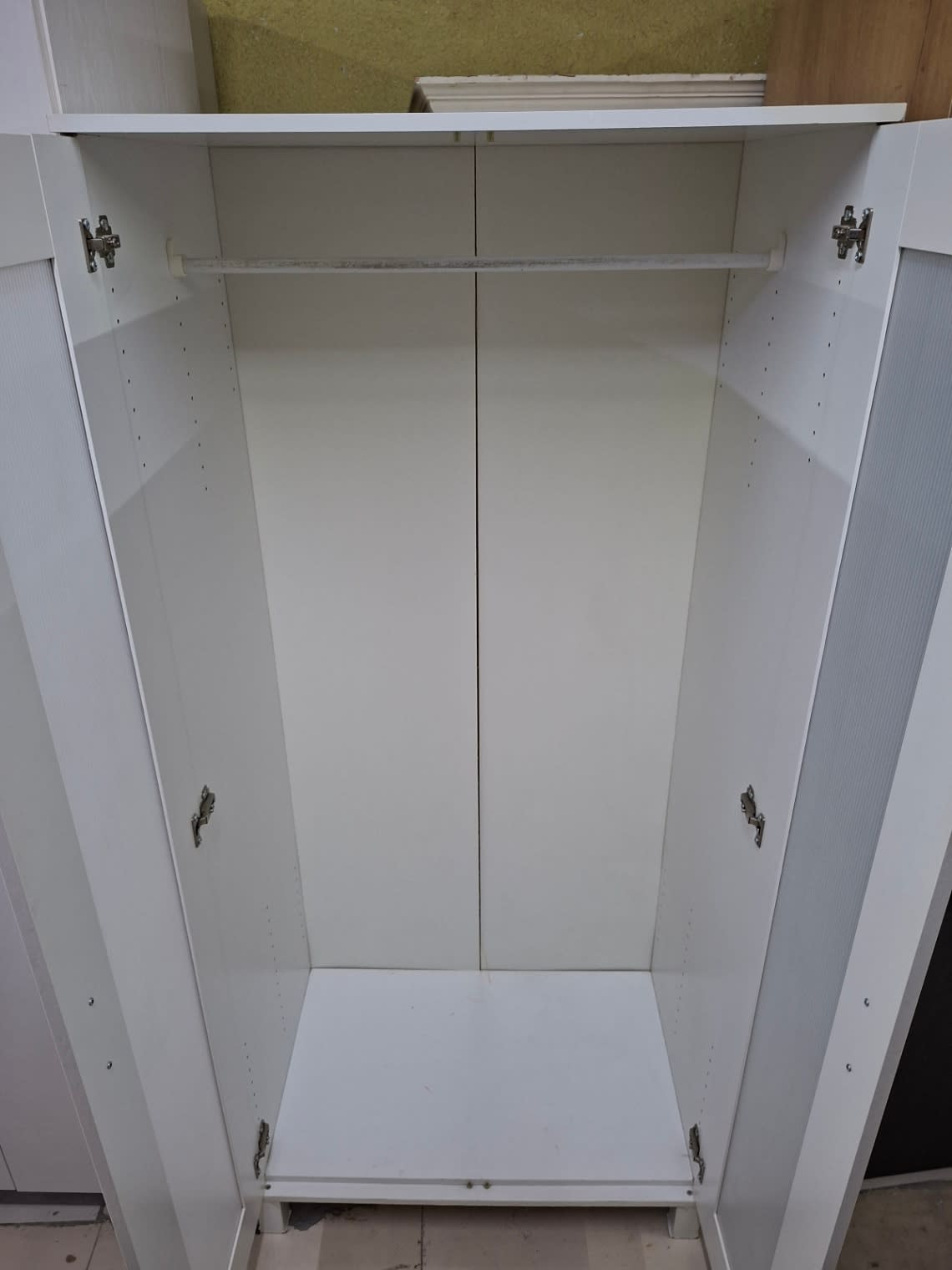 2-Door Wardrobe 2