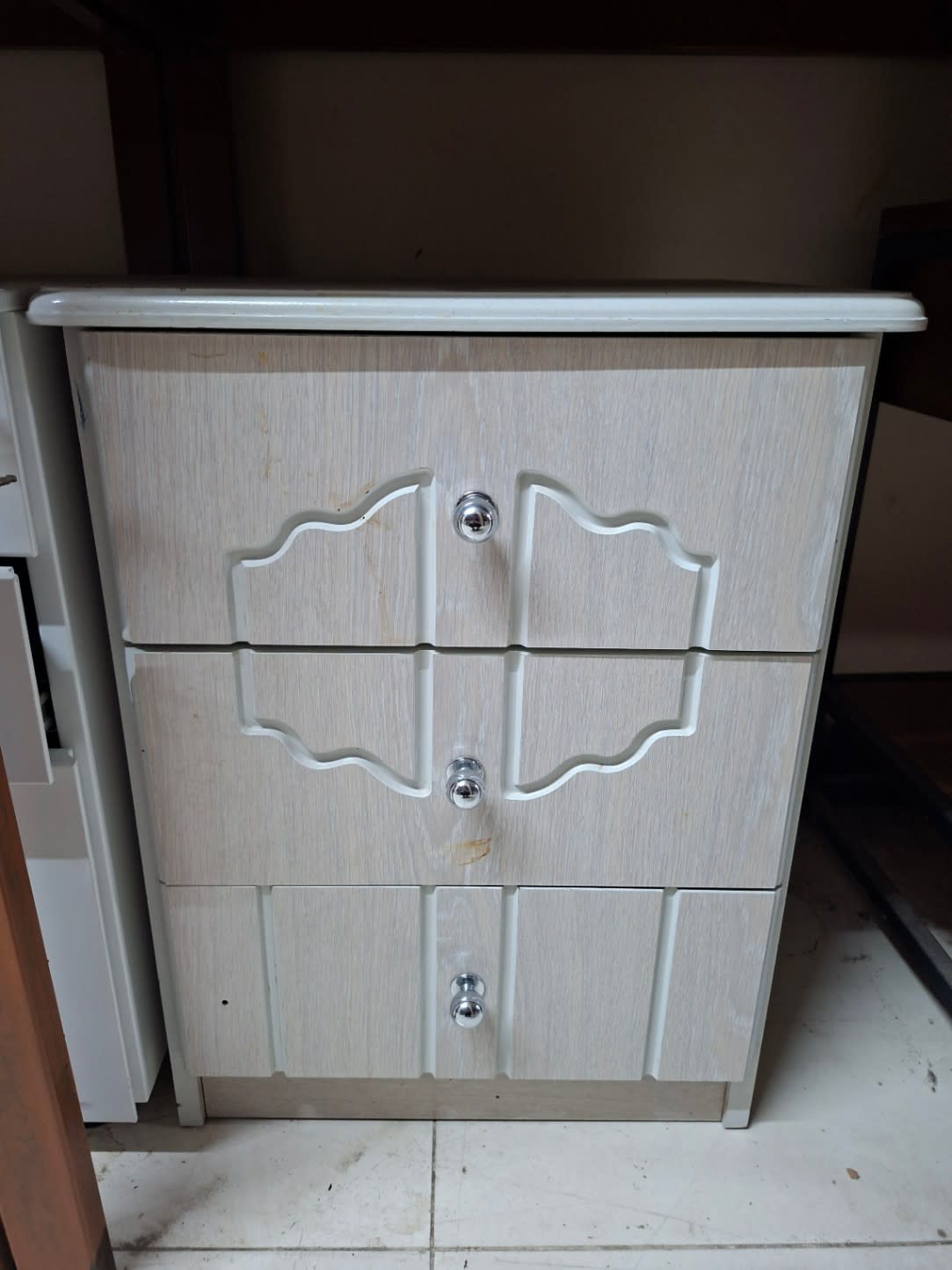 3-Drawer Bedside Table