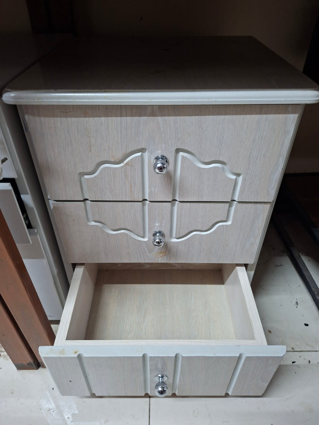 3-Drawer Bedside Table 2