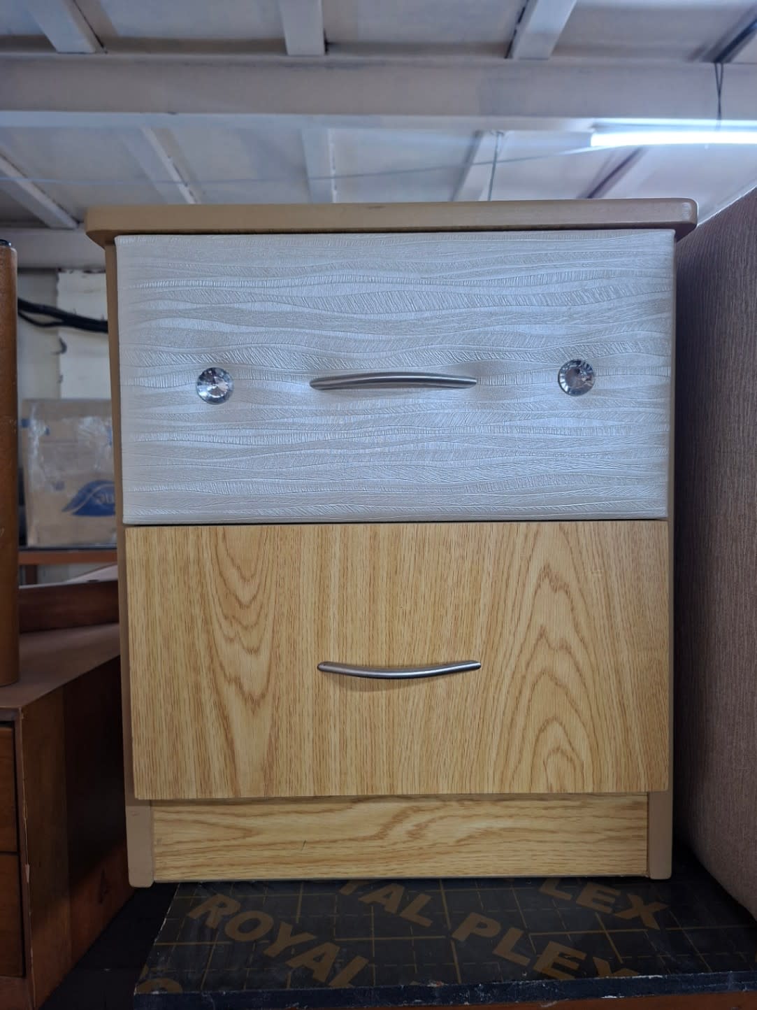 2-Drawer Bedside Table