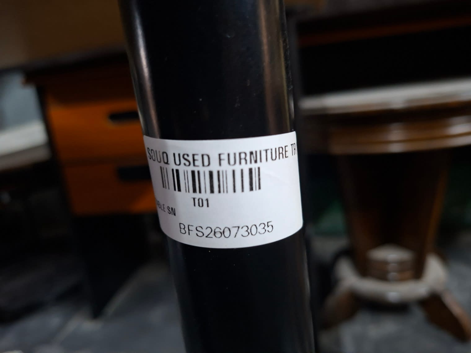 Bufaisal barcode label BFS26073035 for used rectangular desk white top black legs