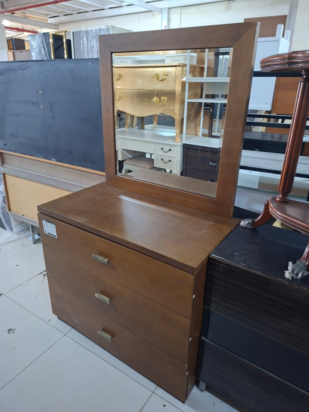 Dressing Table with Mirror