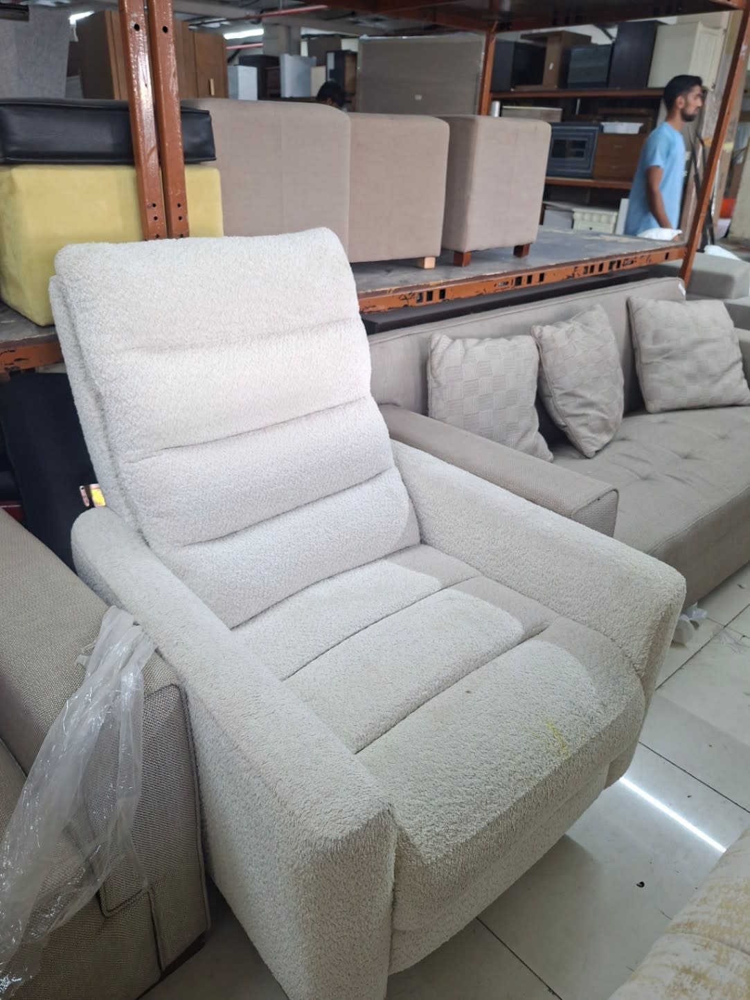 Single Armchair 2