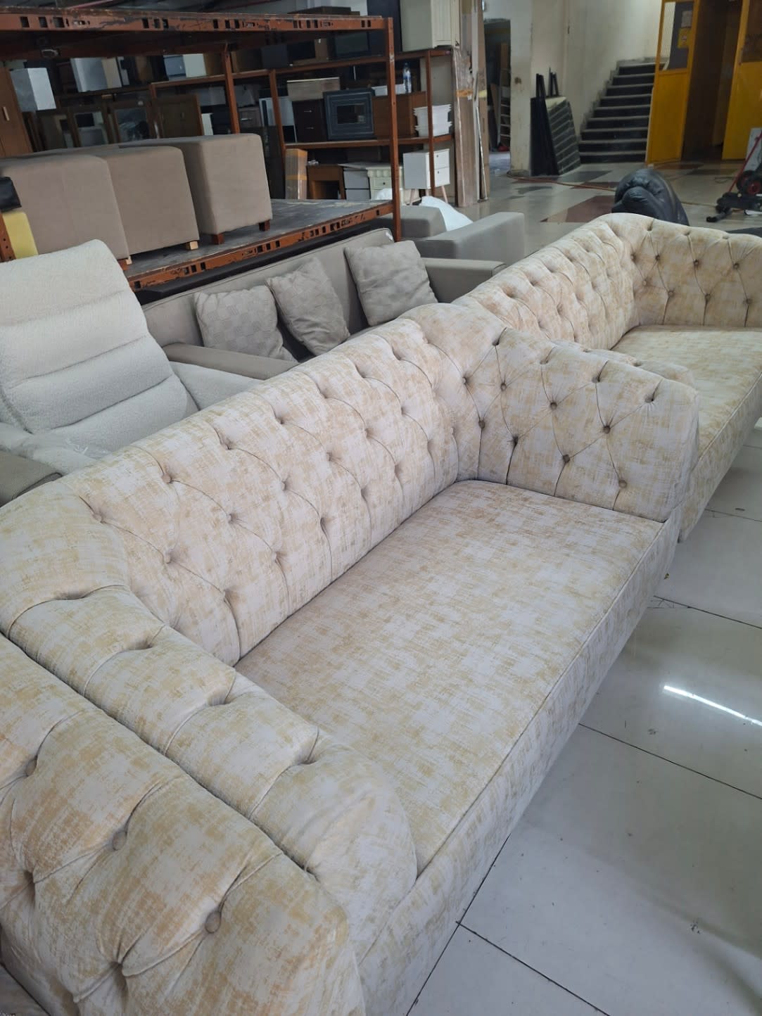 Chesterfield 2-Seater Sofa 2