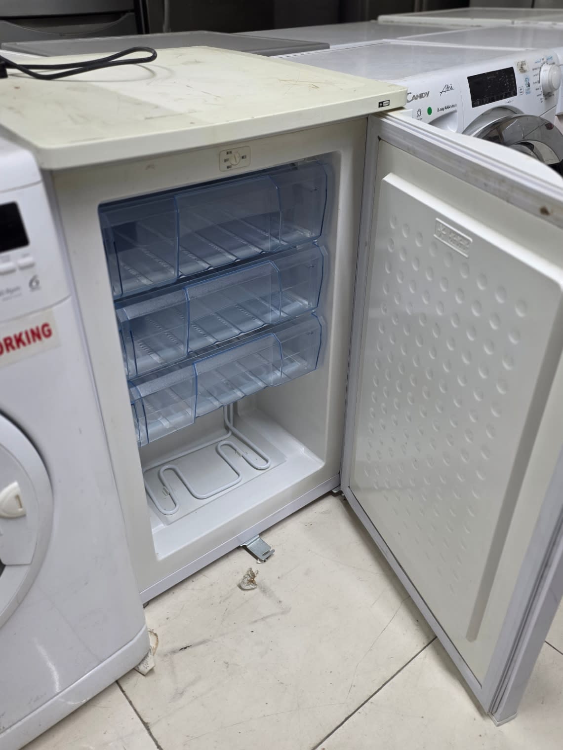 Under-Counter Upright Freezer 3
