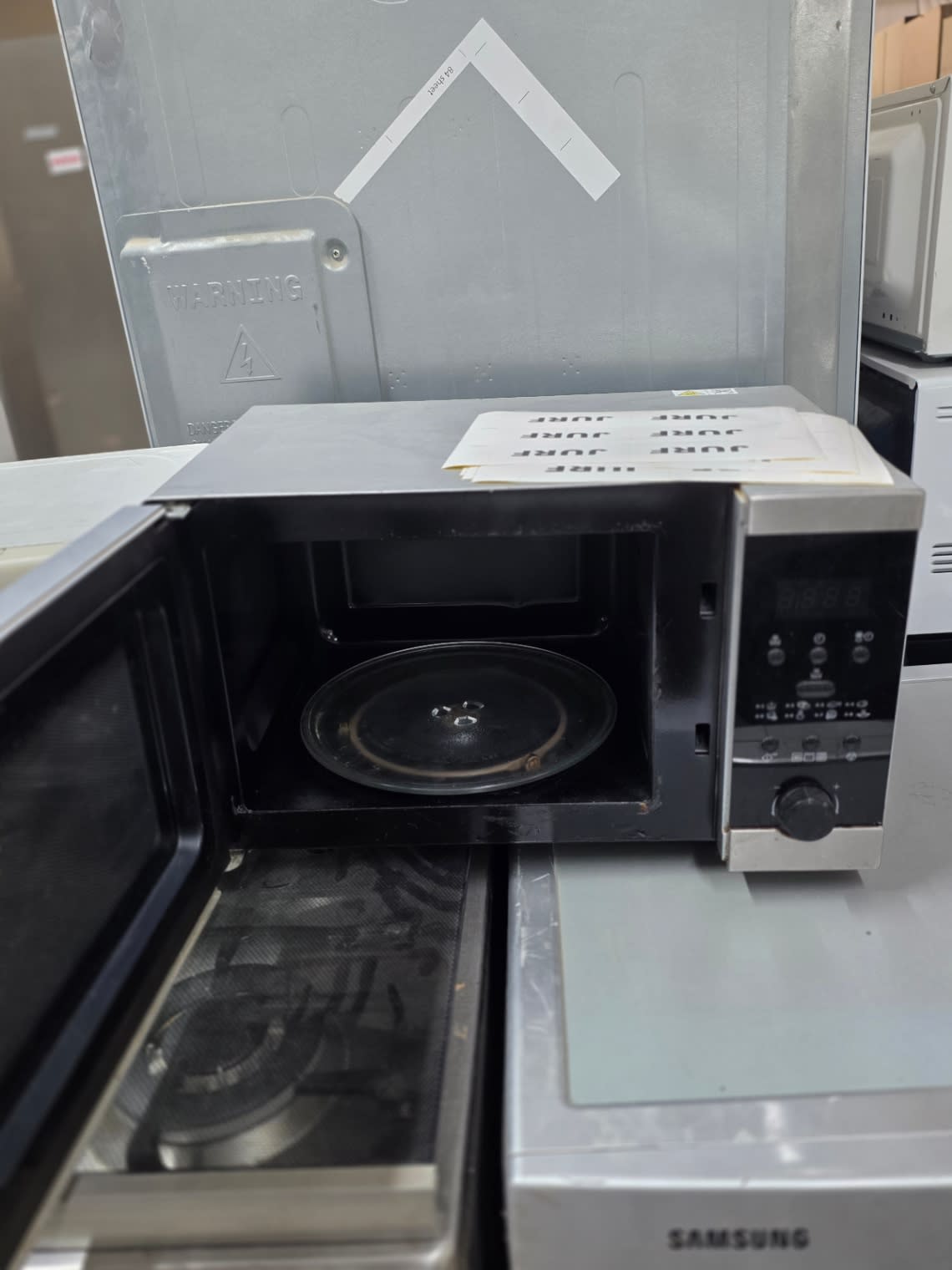 Microwave Oven 2