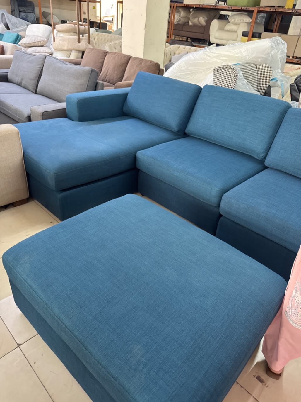 L-Shape Sectional Sofa with Ottoman 3
