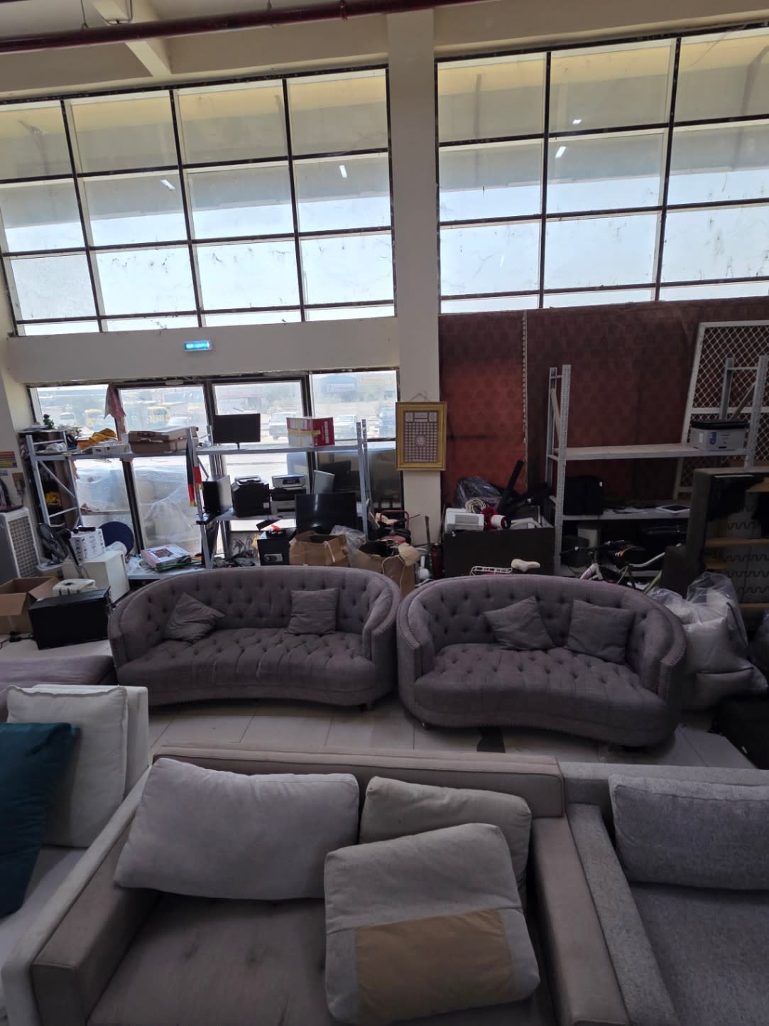Curved Tufted Sofa Set Grey 2