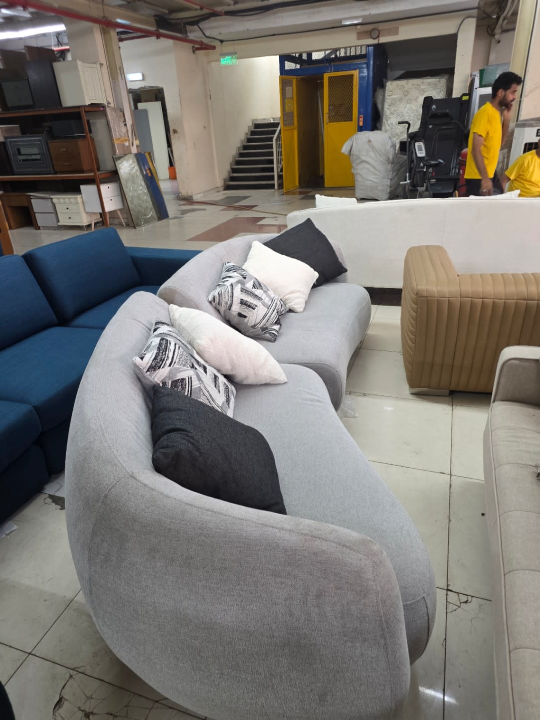 Curved Sectional Sofa 3