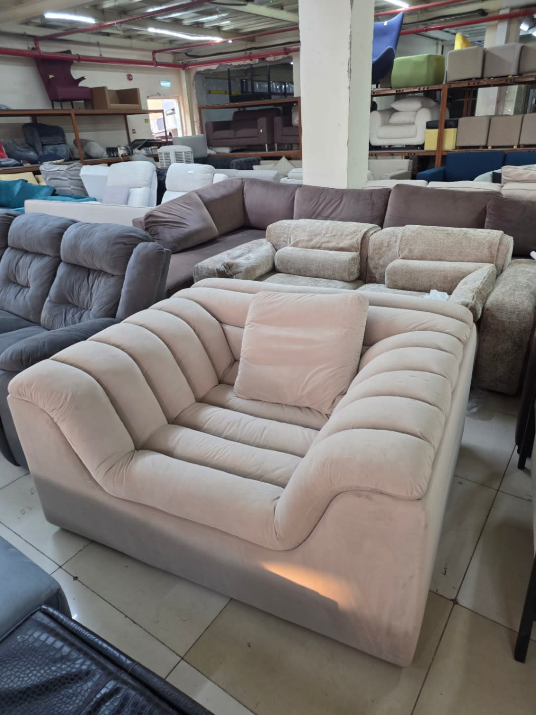 Oversized Accent Chair 3