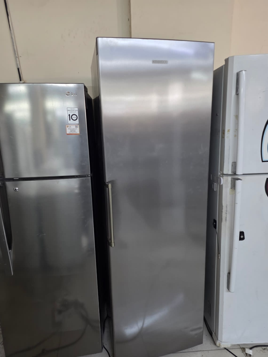 Single-Door Upright Refrigerator