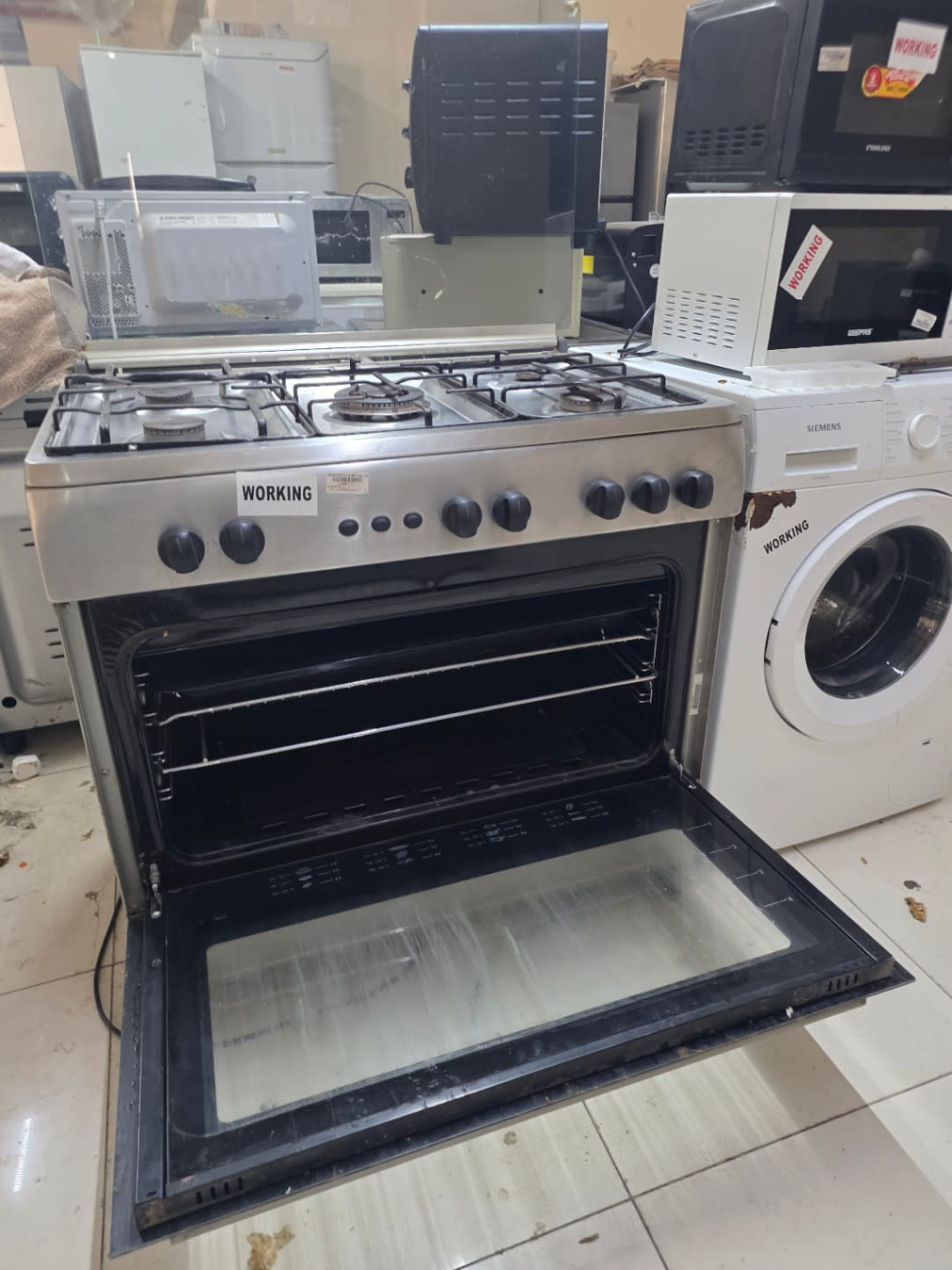 5-Burner Gas Cooker with Oven 2