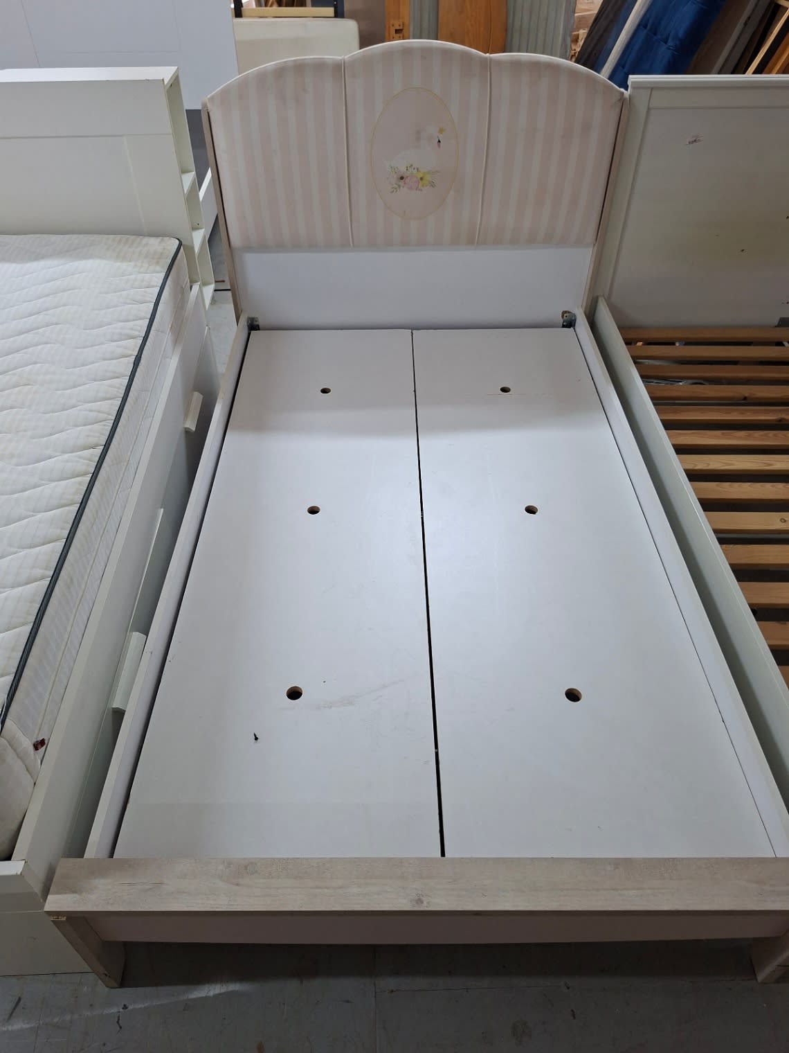 Queen size Bed Frame with Upholstered Headboard