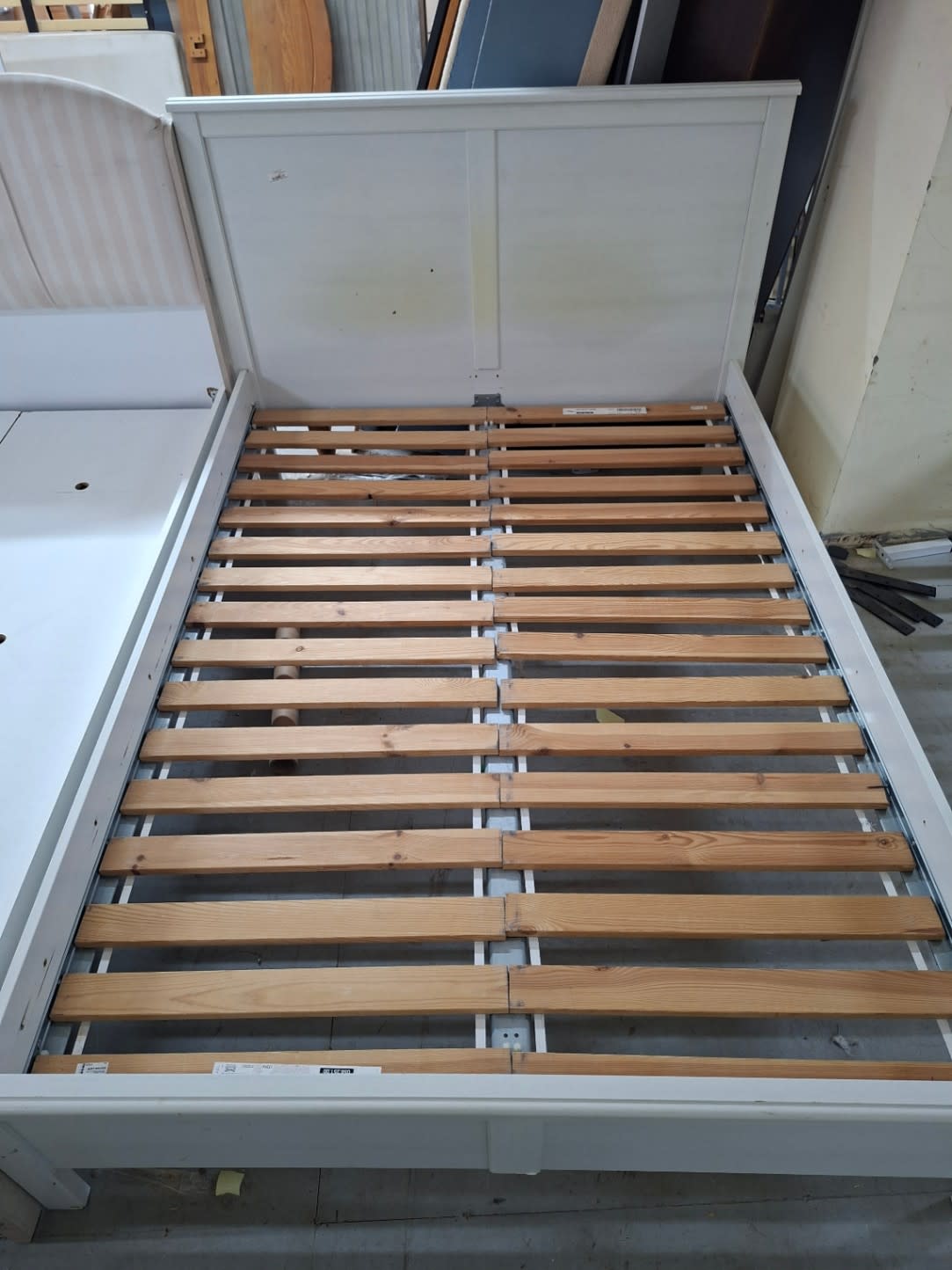 Queen size Bed Frame with Slatted Base