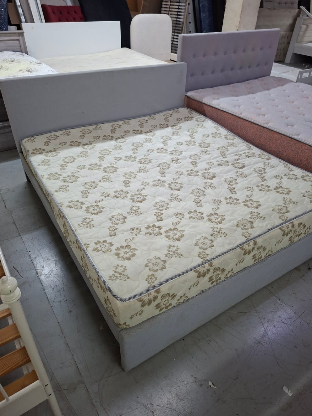 King size Bed Frame 2