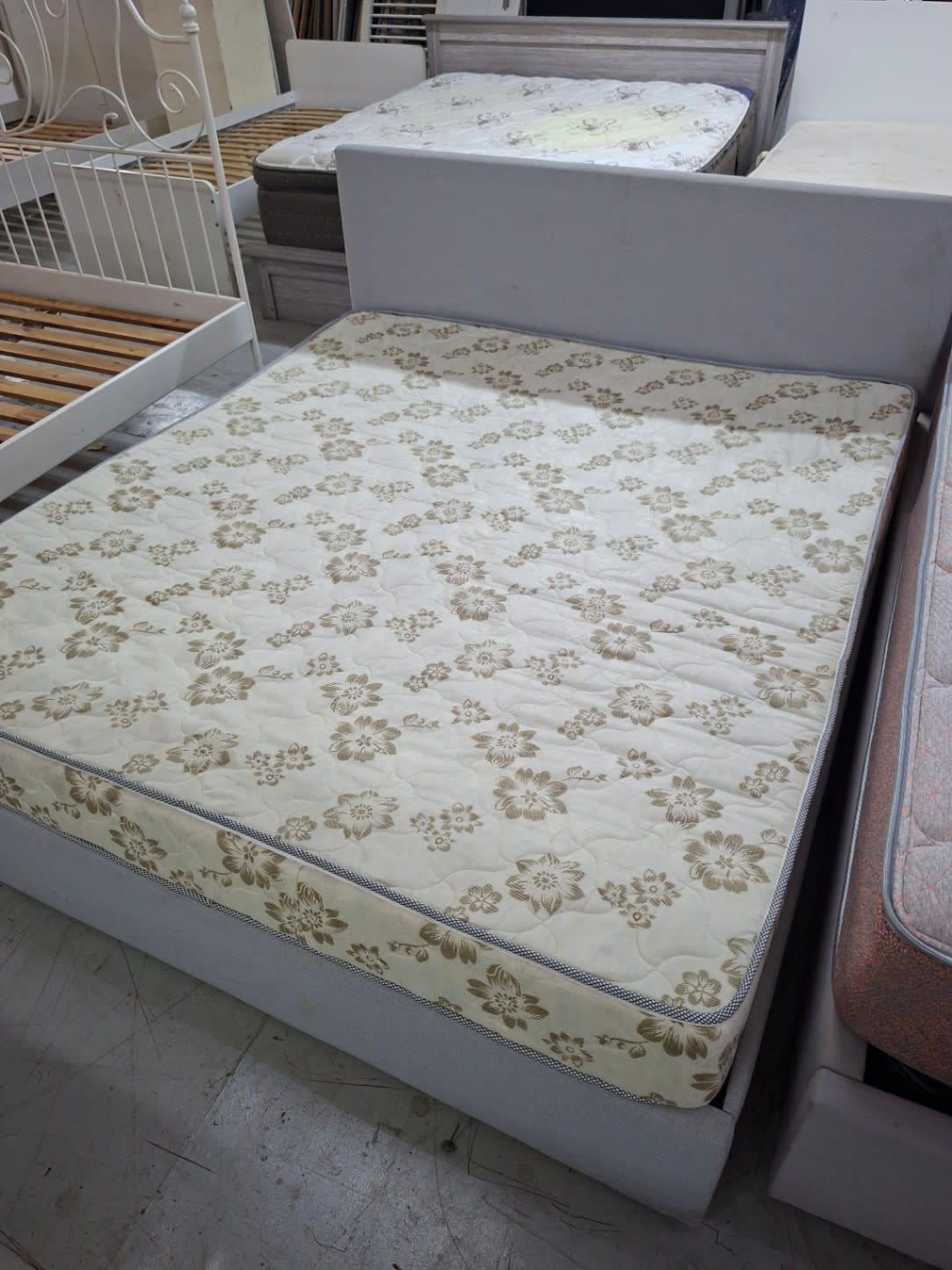 King size Bed Frame 3
