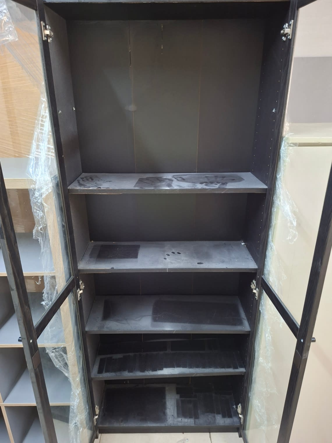 Glass-Door Display Cabinet 2