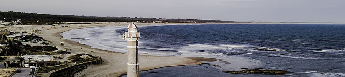 A las autoridades y a la opinión pública en referencia a Marina Beach