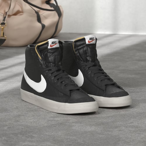 Nike Blazer Mid '77