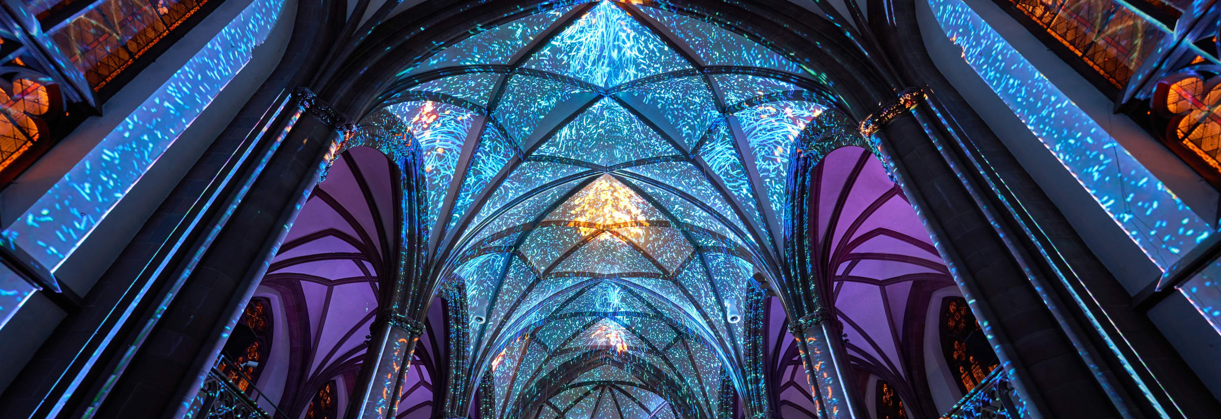 PROJEKTIL FLOW in der Dreikönigskirche Frankfurt