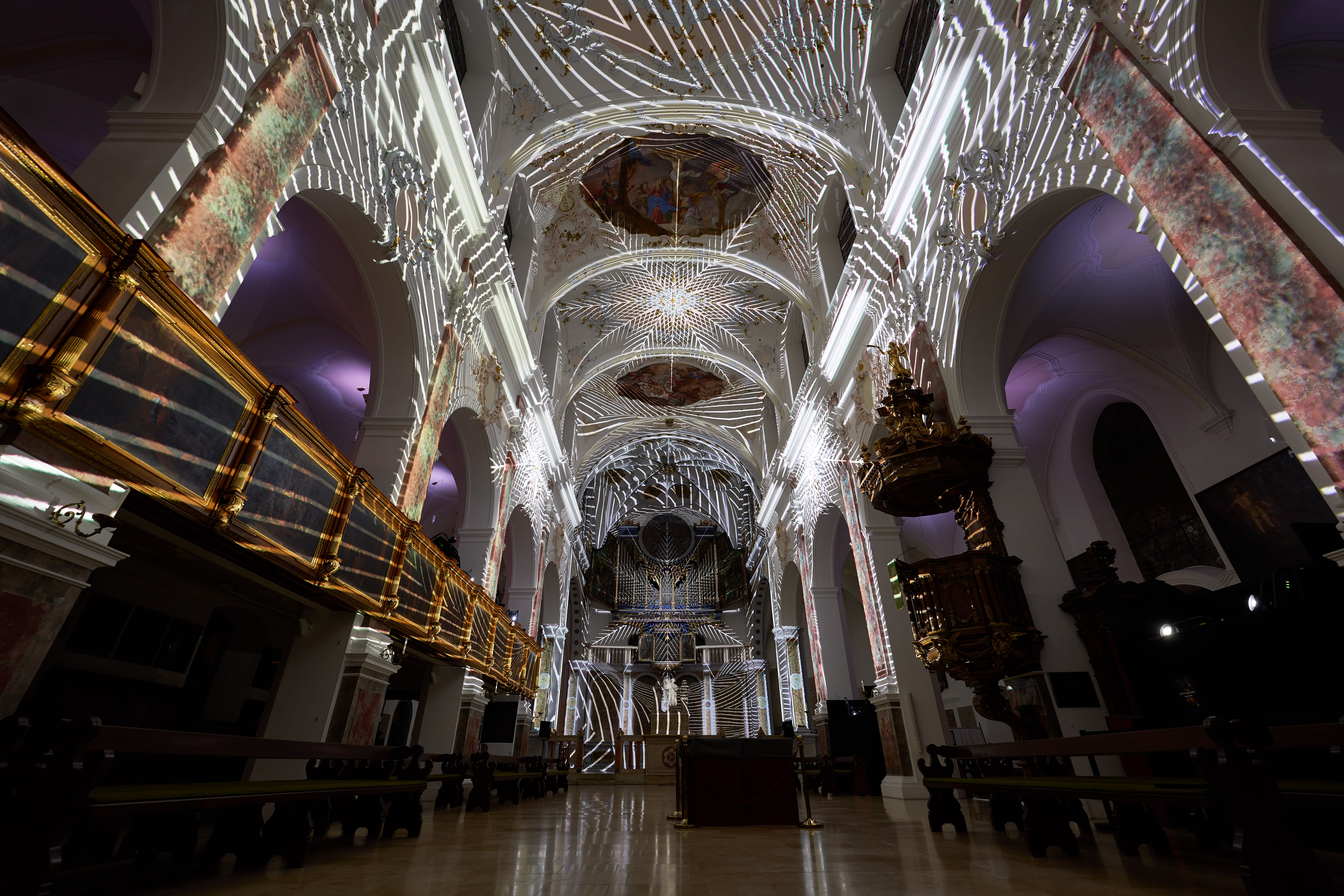PROJEKTIL ENLIGHTENMENT in der St. Anna Kirche