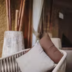Cabin - comfy detail
