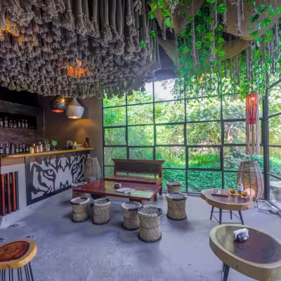 LeMaya dining at Limban Resort