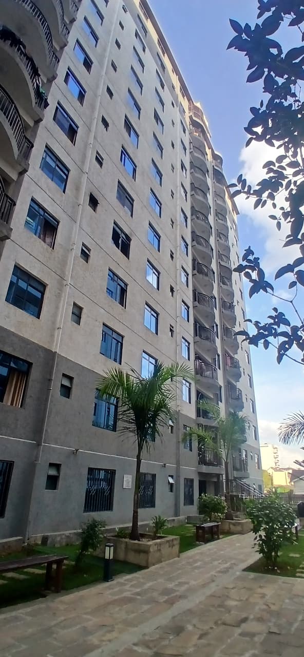 3 BEDROOM-LAVINGTON