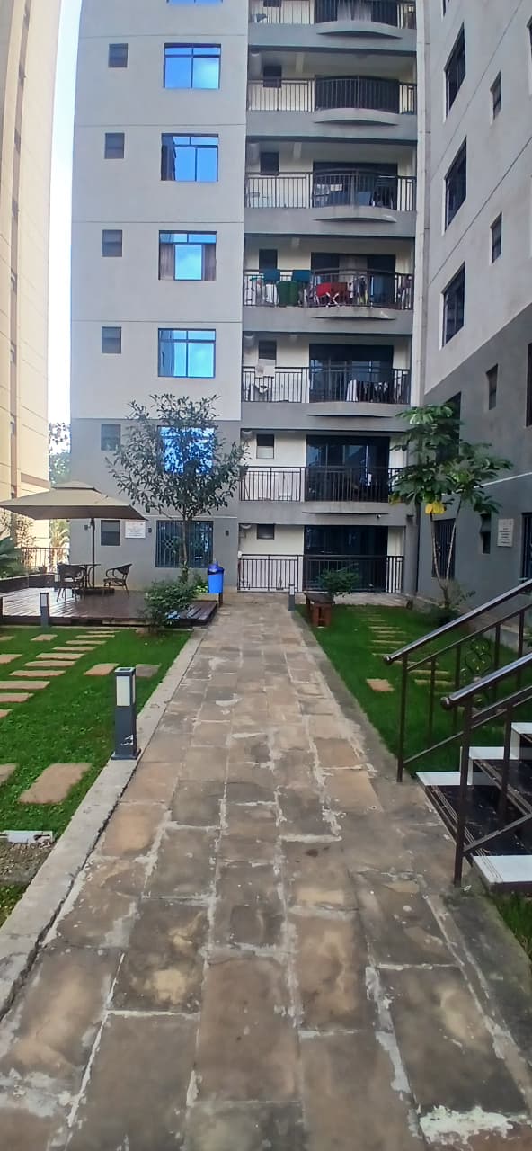 3 BEDROOM-LAVINGTON