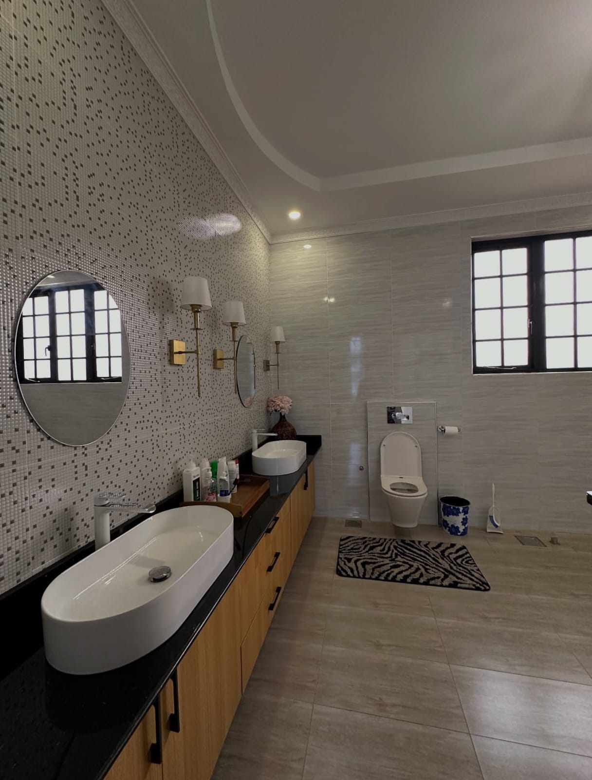 Executive 4-Bedroom All-Ensuite -for Sale 70M