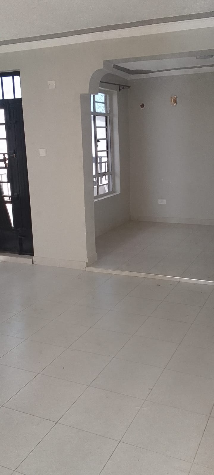 3 BEDROOM AIRWAYS UTAWALA TO LET