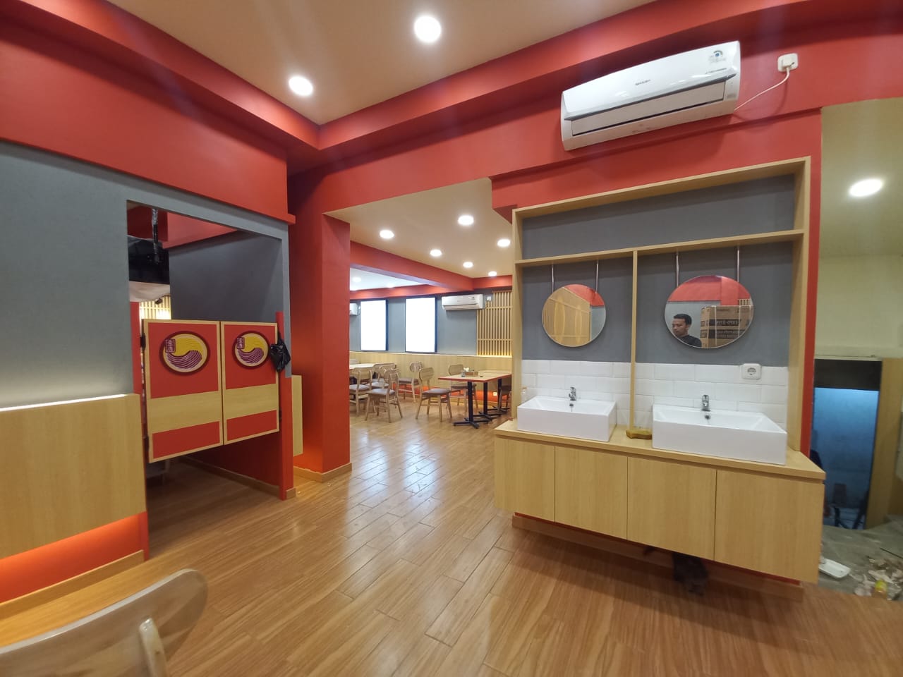 Golden Lamian DTC Sawangan